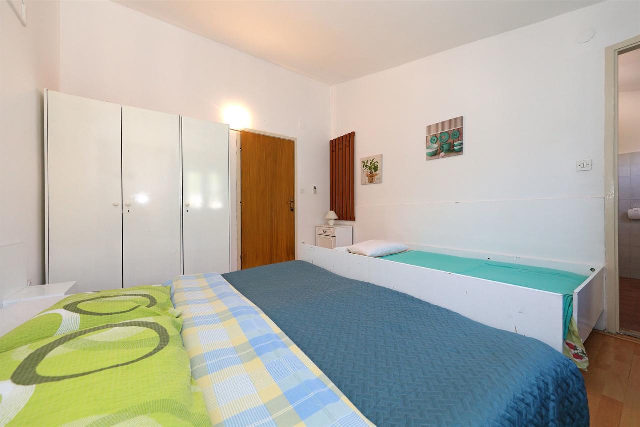 Apartments And Rooms Dragica スタリグラード エクステリア 写真