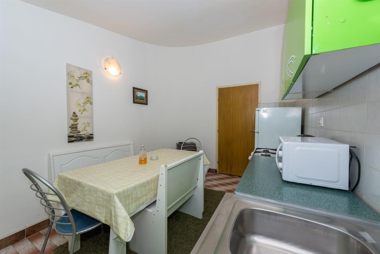 Apartments And Rooms Dragica スタリグラード エクステリア 写真