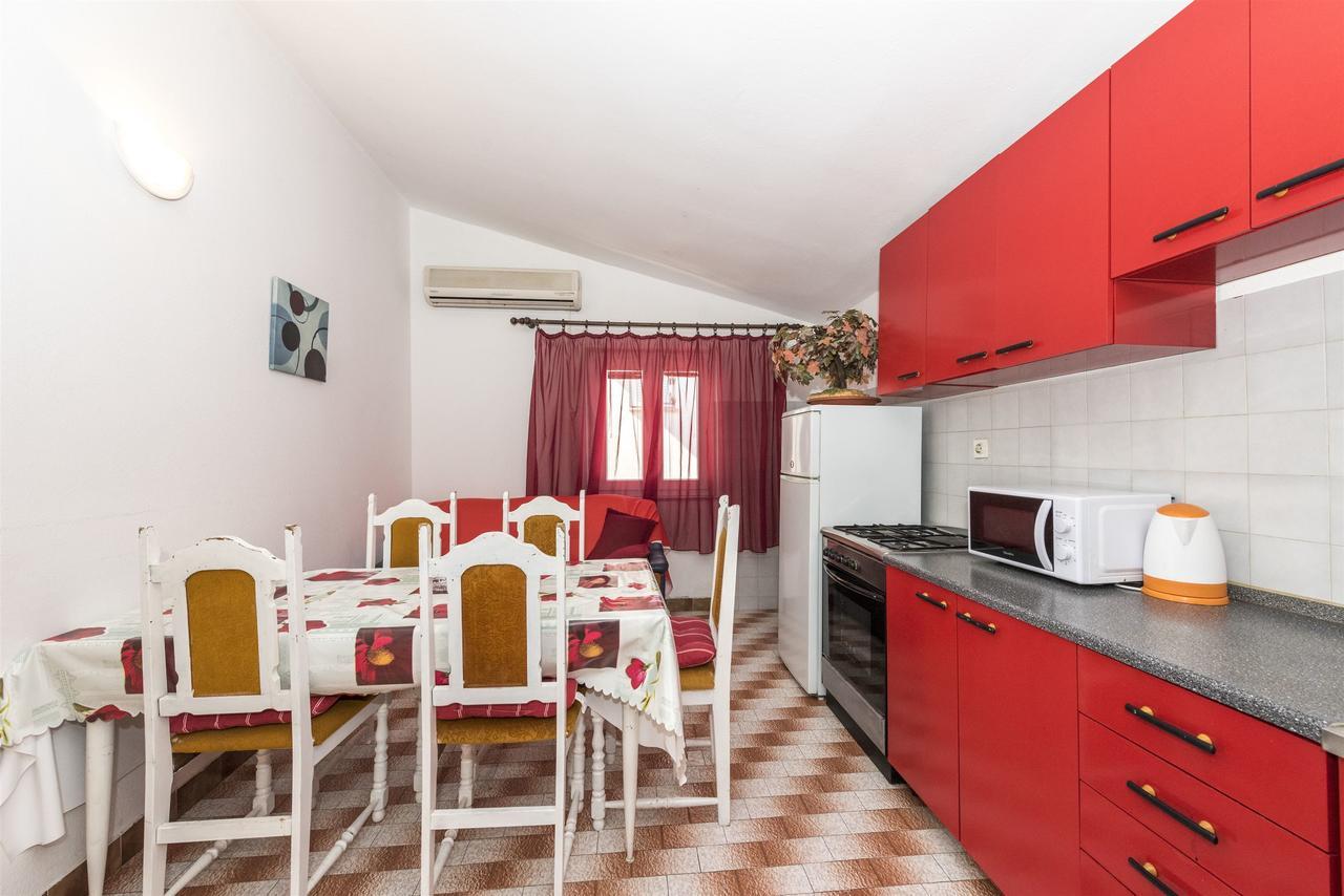 Apartments And Rooms Dragica スタリグラード エクステリア 写真